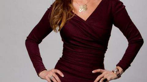 Myrka Dellanos regresa a Univision para presentar por un día 'Despierta América'.