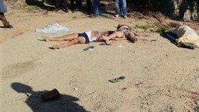 Los occisos habrían sido secuestrados el fin de semana pasado por un comando de ocho hombres armados abordo de dos camionetas negras.