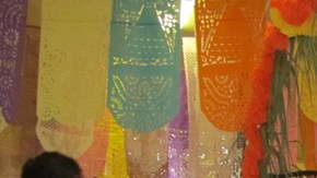 Altares de muertos en MECA, en Houston.