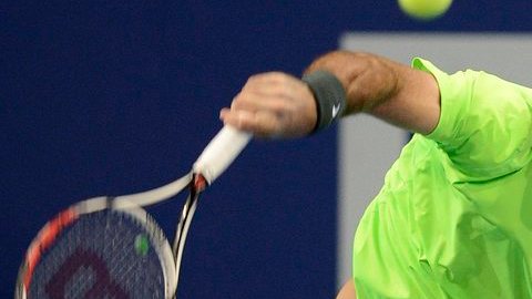 Juan del Potro tratará de romper el dominio del suizo Roger Federer en Basilea.