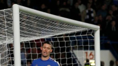 Javier "Chicharito" Hernández marcó otro gol, pero el Manchester United perdió 5-4 con Chelsea