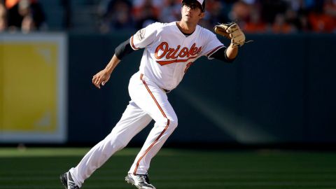 J.J. Hardy, de los Orioles de Baltimore, ganó esta noche el Guante de Oro
