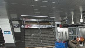 Algunas estaciones necesitarán más tiempo para recuperarse. En la foto, la estación South Ferry, que quedó bastante afectada.