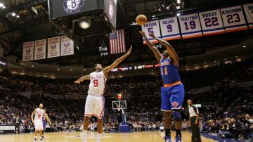 La rivalidad entre Nets y Knicks empieza una nueva era, pero deberá  esperar luego de los estragos provocados por Sandy.