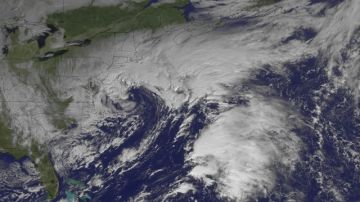 Esta nueva  tormenta ha puesto en alerta una amplia franja de la costa atlántica, que va desde desde Nueva York al sur de Virginia.