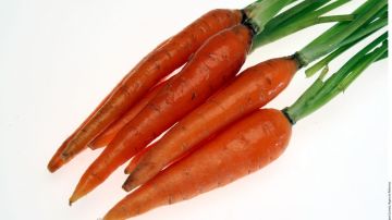La zanahoria es nutritiva y barata.