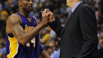 Los Lakers de Los Angeles quieren al multiganador Phil Jackson de vuelta.