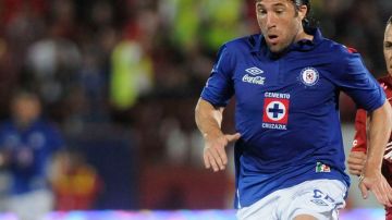 Mariano Pavone confía en que Cruz Azul se enfila al título en la liguilla del Apertura 2012.