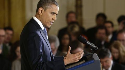 El presidente Obama responde a preguntas durante su primera conferencia de prensa después de la reelección.