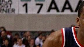 Mavericks ganan a Wizards; Kaman logra 23 puntos.