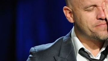 Gian Marco subió al escenario para recibir su premio al mejor álbum cantautor por "20 años".