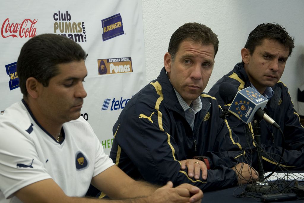 Da directiva de Pumas continuidad a Torres Servín y lo oficializa como técnico.
