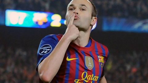 Responde Vilanova a Iniesta que no ha jugado pocos minutos