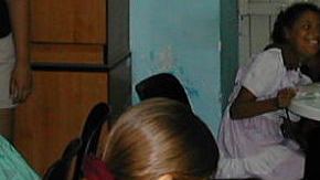 Jugar con tus hijos afianza el lazo amoroso entre ustedes.