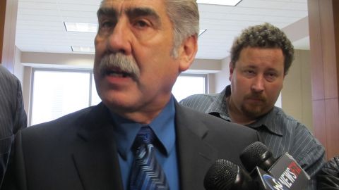 El constable del Precinto 6 del Condado de Harris, Víctor Treviño, luego de su audiencia en una corte en Houston.