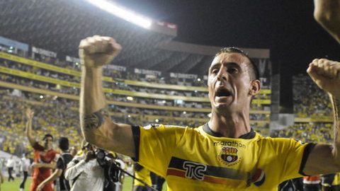 Sin jugar, Barcelona de Guayaquil gana el título en Ecuador, de la mano del argentino Gustavo Costas.