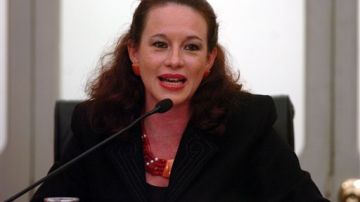 María Fernanda Espinosa, actual ministra de Patrimonio de Ecuador, asumirá el ministerio de Defensa