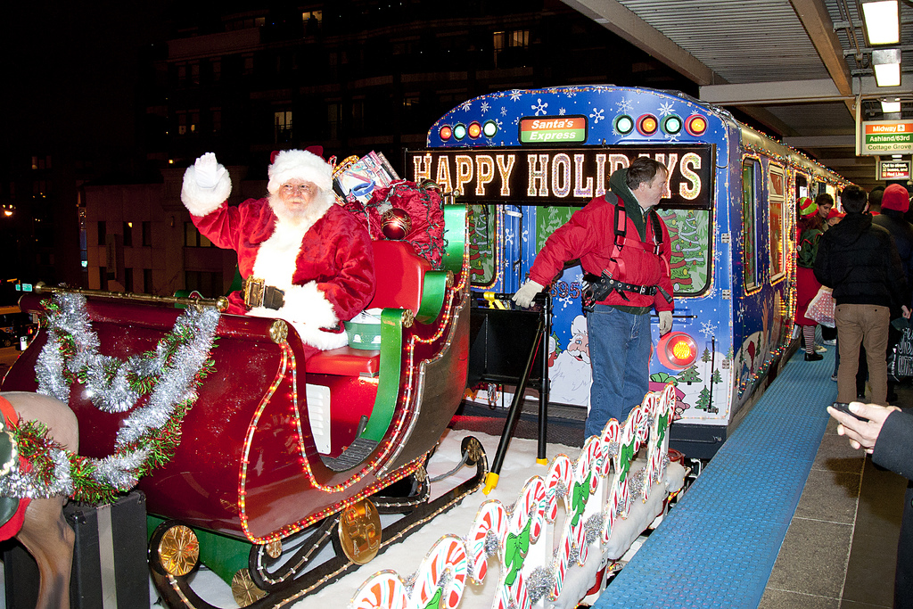 Santa Claus se sube al tren de la CTA (Video) El Diario NY