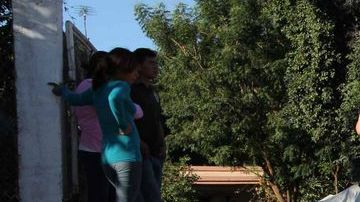 Peritos trabajan en el lugar donde murió Susana Flores Gámez, reina de belleza de Sinaloa.