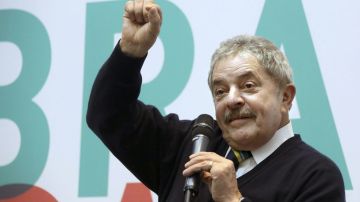 La sombra del escándalo del juicio del siglo se proyecta otra vez sobre Luiz Inacio Lula DaSilva.