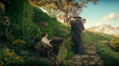 Martin Freeman e Ian McKellen en The Hobbit