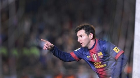 El argentino   Leo Messi  celebra el segundo gol del Barcelona en su victoria 2-0 sobre el Córdoba en el juego de ida por octavos de final de la Copa del Rey.