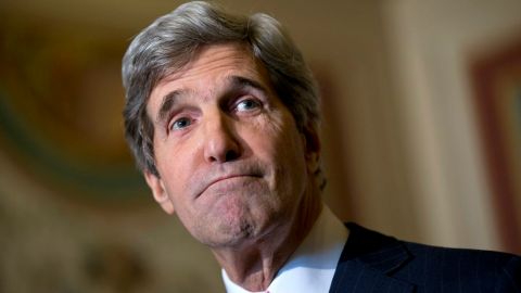 Sin Rice habrá menos mujeres en gabinete de Obama. En la foto, el ex senador por Massachusetts, John Kerry.