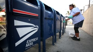 El Servicio Postal de los Estados Unidos  entrega,en promedio, cada año, más de $167 mil millones de piezas a más de 151 millones de destinatarios en todo Estados Unidos.