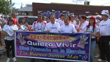 El senador José Luis Dalmau participó en la marcha en Caguas contra la ola de criminalidad que vive la isla.