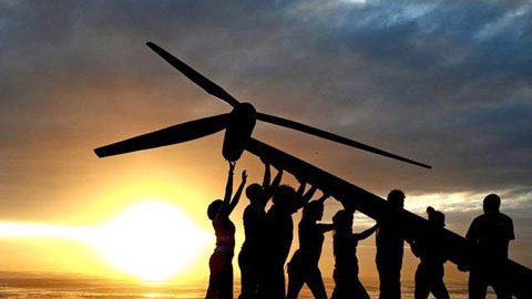 Mientras los ciudadanos buscan medidas alternativas para proteger el ambiente, los gobiernos de las principales naciones contaminantes ignoran la gravedad del problema.
