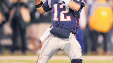 Como en épocas pasadas, el mariscal de campo de los Patriots, Tom Brady, tiene a su equipo a una sola victoria de regresar a un Super Bowl.