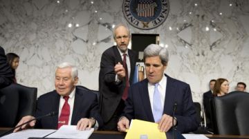 El presidente del Comité de Relaciones Exteriores y mencionado como probable nominado a la Secretarí­a de Estado norteamericano, John Kerry, encabezó la audiencia legislativa sobre la falla de seguridad en el consulado de Estados Unidos en Bengasi.