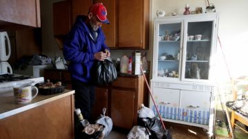 Héctor Negrón   estuvo sin energía eléctrica y calefacción tras el paso del huracán Sandy por Nueva York.