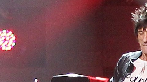 El guitarrista de los Rolling Stones, Ron Wood, se casó en Londres.