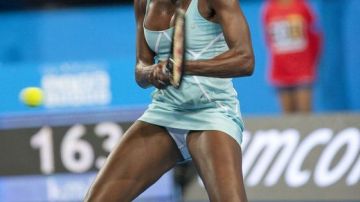 Venus Williams jugó apática antes de recuperarse