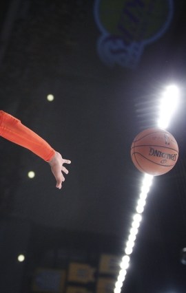 Carmelo Anthony, nacido en Brooklyn,  con su poderosa ofensiva y una mejor defensa tiene de líder a los Knicks en este arranque de la temporada de la NBA.