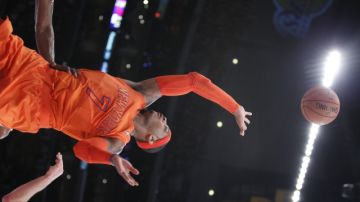 Carmelo Anthony, nacido en Brooklyn,  con su poderosa ofensiva y una mejor defensa tiene de líder a los Knicks en este arranque de la temporada de la NBA.