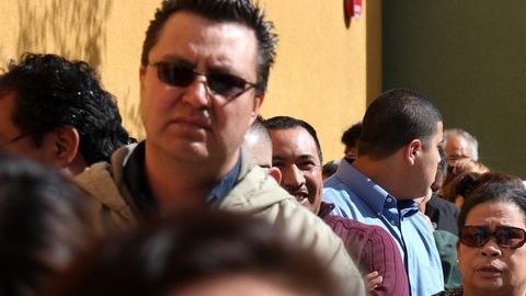 Anticipan incremento de solicitudes de residencia en EE.UU.