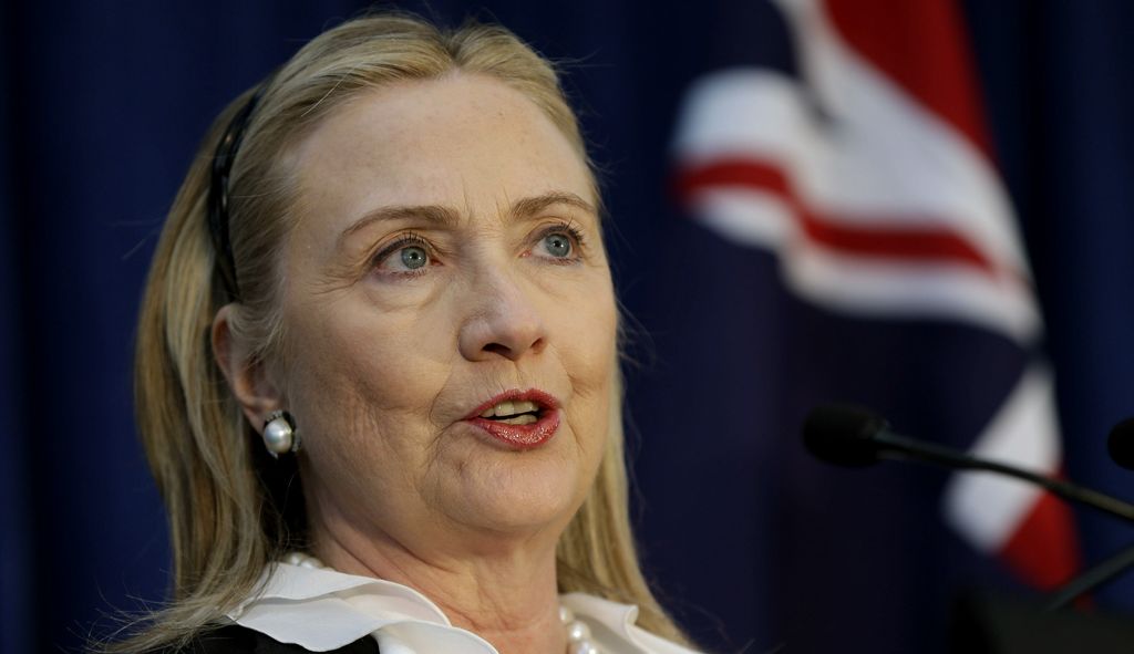 La secretaria de Estado de Estados Unidos, Hillary Clinton regresará a trabajar la siguiente semana, según su portavoz.