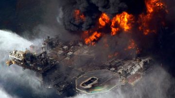 La petrolera Transocean Deepwater pagará un total de $1,400 millones por derrame en el Golfo de México en 2010.
