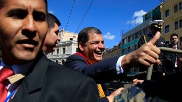 Periodista chileno denuncia supuesto plan de EE.UU. para desestabilizar al gobierno del presidente ecuatoriano Rafael Correa.