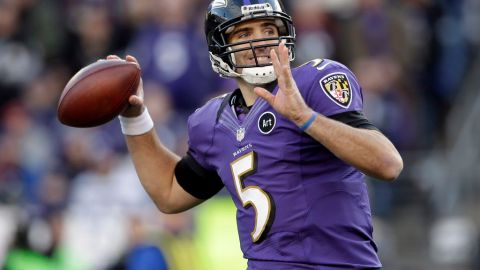 El quarterback de Ravens, Joe Flacco, fue pieza clave en el triunfo sobre Colts