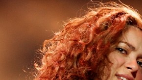 Shakira podría lanzar nuevo álbum.