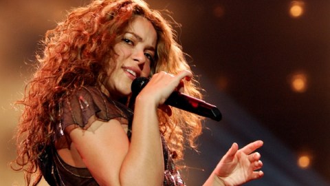 Shakira podría lanzar nuevo álbum.