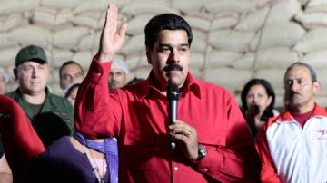Maduro dice que el antichavismo recibirá “lección histórica” si va a huelga.