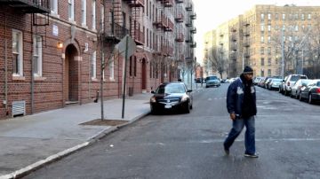 En los alrededores de la avenida Taylor en El Bronx  se han registrado numerosos casos de 'parar y registrar' por parte de la Policía en contra de ciudadanos que en su mayoría resultan inocentes. Una magistrada ha ordenado detener esto.