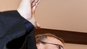 "Ustedes me han hecho feliz. Este es una nueva era para la justicia. Soy el nuevo secretario del Tribunal y voy a servir a toda la gente de Osceola" dijo Armando Ramírez tras juramentar al cargo.