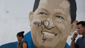 Tras la decisión del máximo tribunal de Venezuela, el presidente Hugo Chávez puede seguir recuperándose en Cuba.