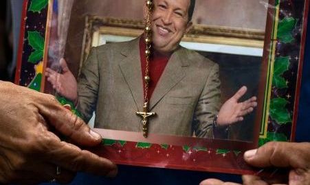 El Parlamento autorizó al presidente Hugo Chávez a tomarse “todo el tiempo que necesite” para atender su enfermedad en Cuba.