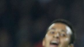 El delantero David Villa colaboró con dos anotaciones en la goleada del Barcelona